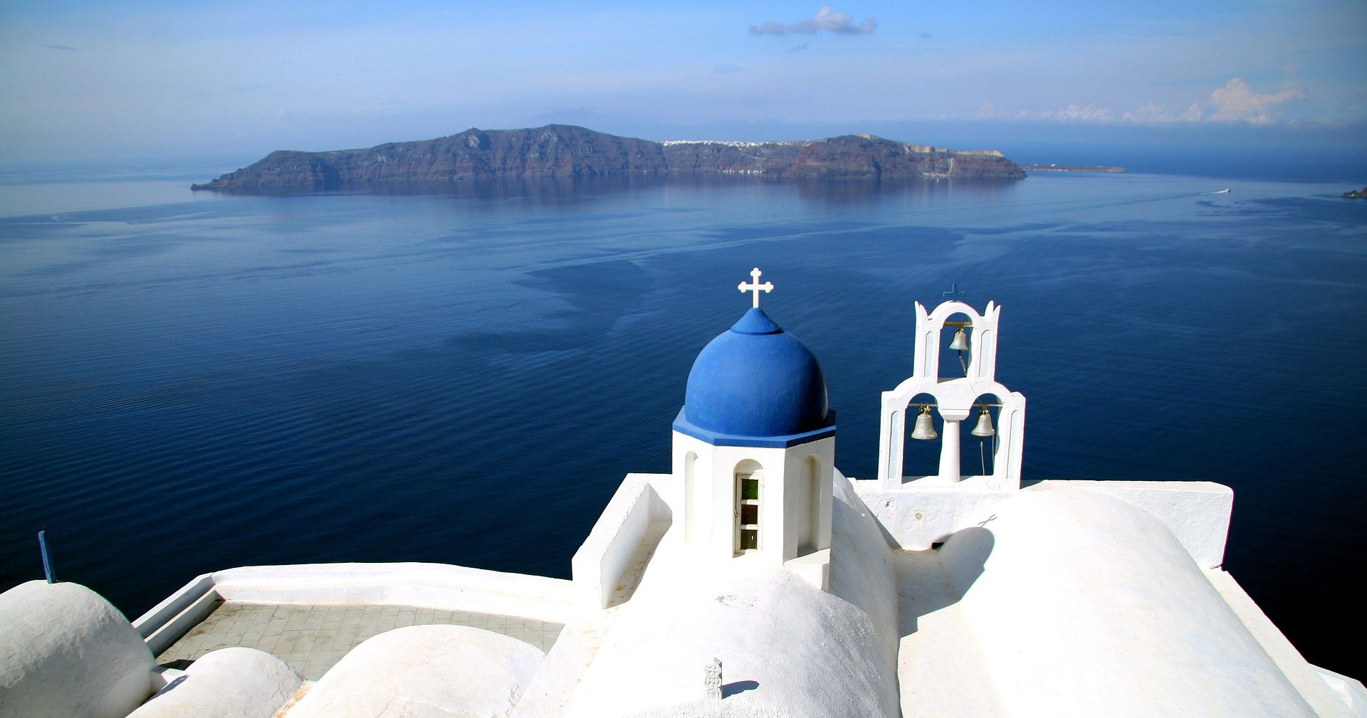 Santorini Island Travel Guide. Oia + Imerovigli
